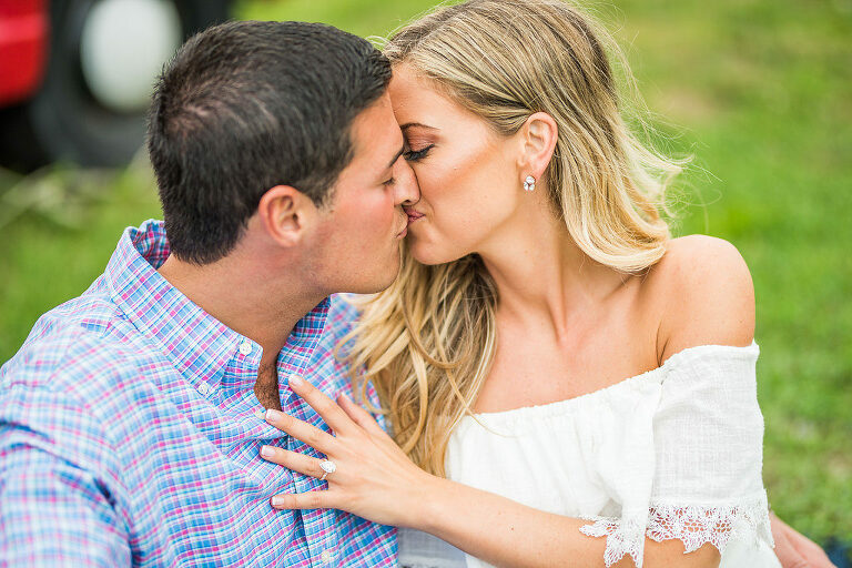 kiss romantic engagement Kaitlyn ferris photography
