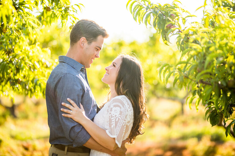 Salt Air Farm Engagement Shoot | North Fork Engagement Shoot | Salt Air Farm Long Island Photoshoot | North Fork Engagement Pictures10