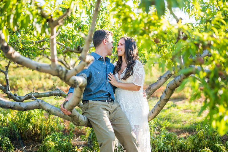 Salt Air Farm Engagement Shoot | North Fork Engagement Shoot | Salt Air Farm Long Island Photoshoot | North Fork Engagement Pictures11
