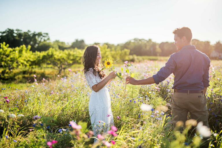 Salt Air Farm Engagement Shoot | North Fork Engagement Shoot | Salt Air Farm Long Island Photoshoot | North Fork Engagement Pictures15